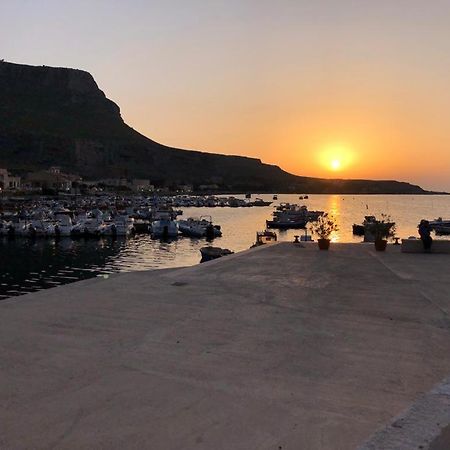 شقة La Casa Del Gelso Tonnara di Bonagia المظهر الخارجي الصورة